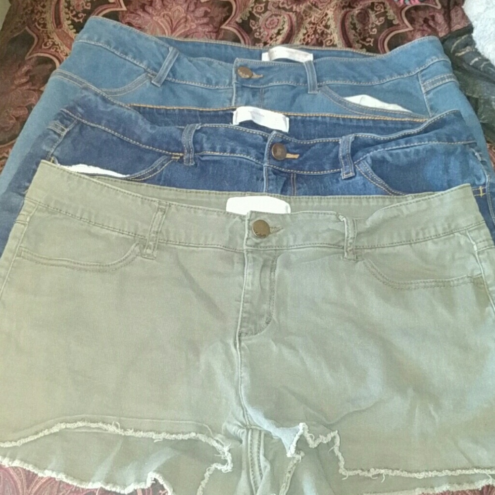 Set of 3 jean shorta